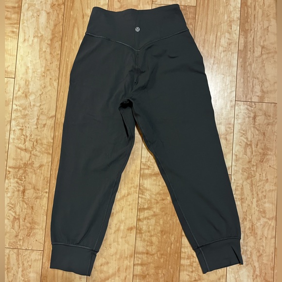 Lululemon Align Joggers - Picture 1 of 3